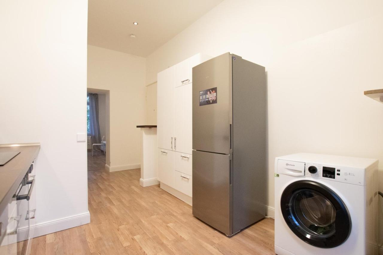 Raj Living - 1 Or 3 Room Apartments - 20 Min Messe Dus And Old Town Dus Düsseldorf Eksteriør bilde