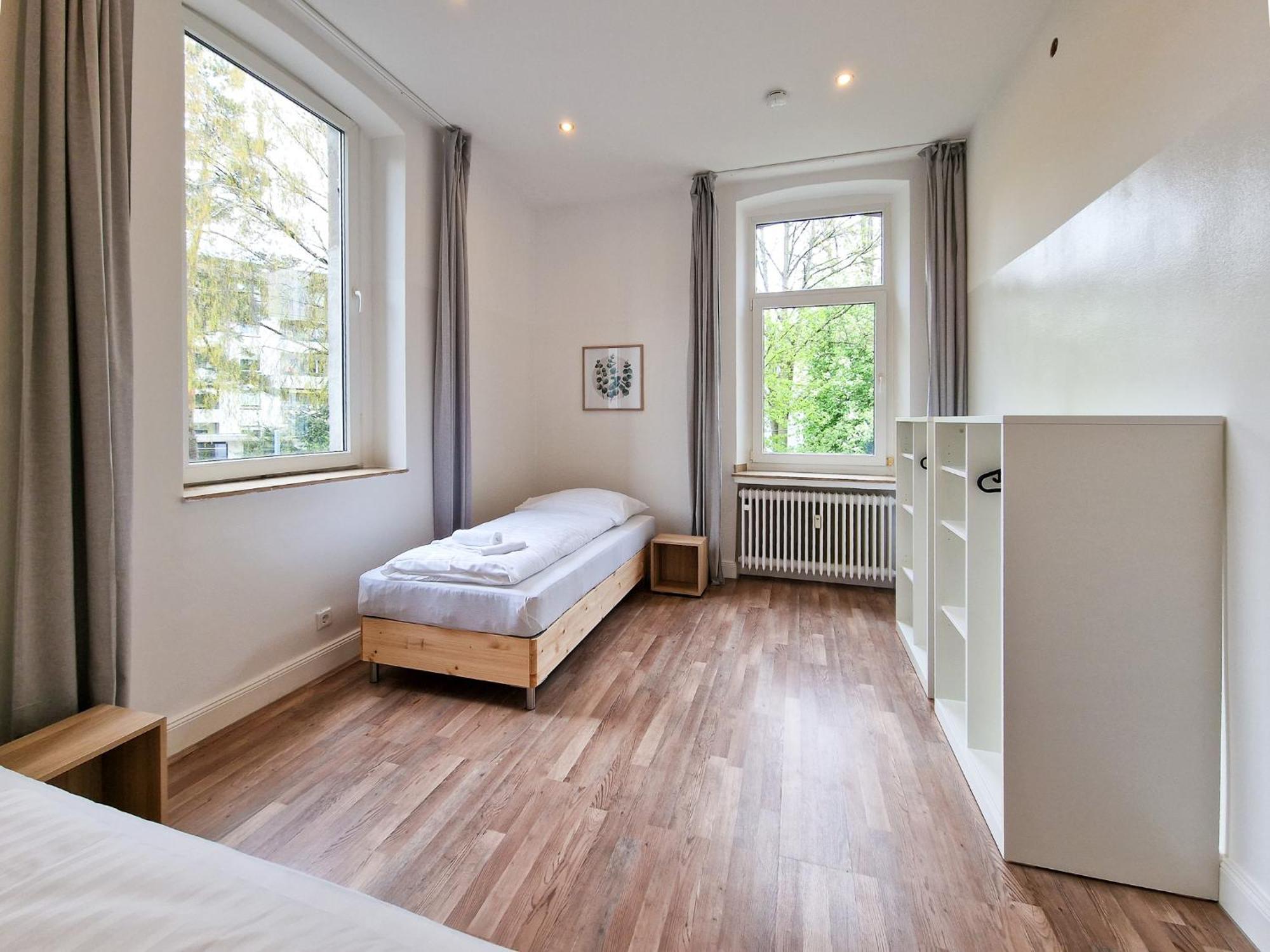 Raj Living - 1 Or 3 Room Apartments - 20 Min Messe Dus And Old Town Dus Düsseldorf Eksteriør bilde